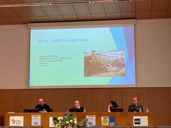 Imagen 6. Mesa sobre colaboración civil, militar y sanitaria