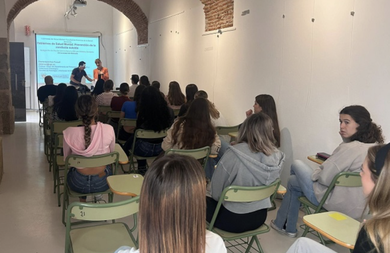 Taller sobre prevencion de conductas suicidas Estudiantes de Enfermería